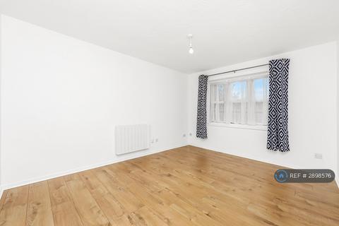 1 bedroom flat to rent, Turnstone Close, London, E13