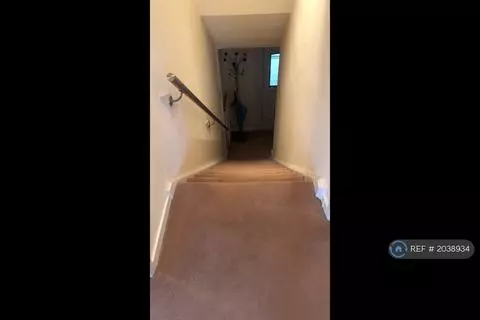 2 bedroom maisonette to rent – pohled 5