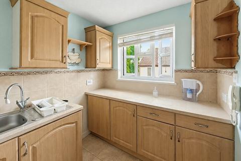 undefined, Hilltop Close, Rayleigh, SS6 7