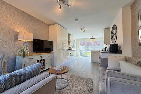 3 bedroom end of terrace house for sale, Bishops Way, Carlisle CA5