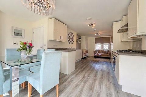 3 bedroom end of terrace house for sale, Bishops Way, Carlisle CA5
