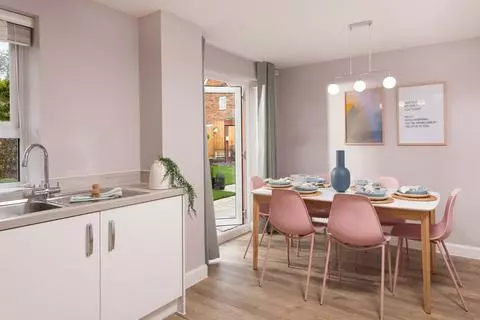 3 bedroom end of terrace house for sale – pohled 4