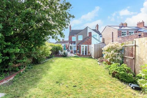 3 bedroom semi-detached house for sale, Howard Road, Wellingborough NN29
