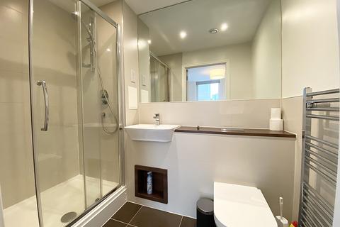 2 bedroom apartment for sale, Bollo Bridge Road, London