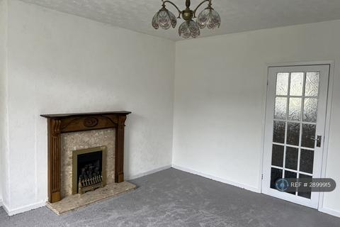 3 bedroom semi-detached house to rent, Downham Road, Sheffield, S5