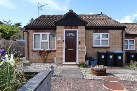 Bungalow - Germander Place, Conniburrow, MK14