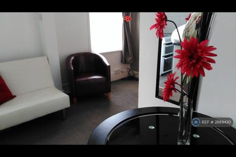 Studio to rent, Mill Street, Ilkeston, DE7