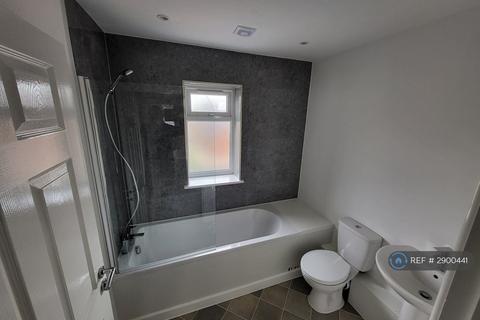 3 bedroom terraced house to rent, Fairmill Grove, Congleton, CW12