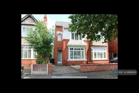 3 bedroom semi-detached house to rent, Cathcart Road, Stourbridge, DY8