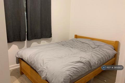 2 bedroom flat to rent, The Gatehaus, Bradford, BD1