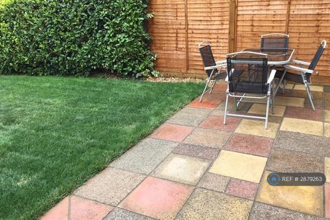 4 bedroom semi-detached house to rent, Otters Brook, Buckingham, MK18