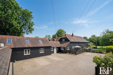 6 bedroom barn conversion for sale, Stoke Poges, Buckinghamshire