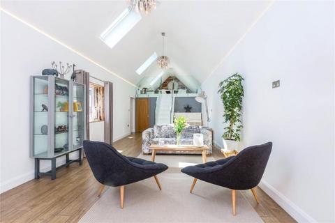 6 bedroom barn conversion for sale, Stoke Poges, Buckinghamshire