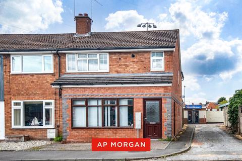 4 bedroom end of terrace house for sale, Birmingham Road, Bromsgrove, Worcestershire, B61