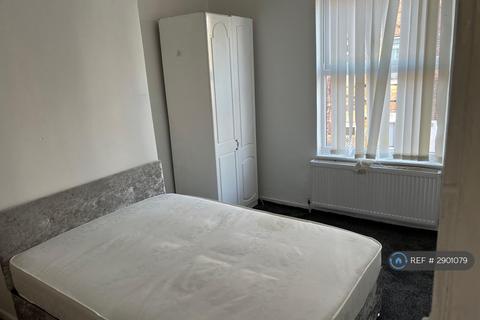 1 bedroom flat to rent, Cliff Avenue, Salford, M7