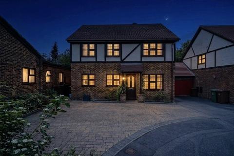 4 bedroom detached house for sale, The Everglades, Hempstead, Gillingham, Kent, ME7