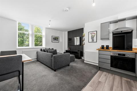 1 bedroom flat for sale, Henry Avenue, Matlock DE4