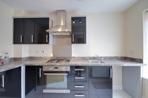 2 bedroom terraced house to rent, Mainsail Lane, Hempsted, Gloucester