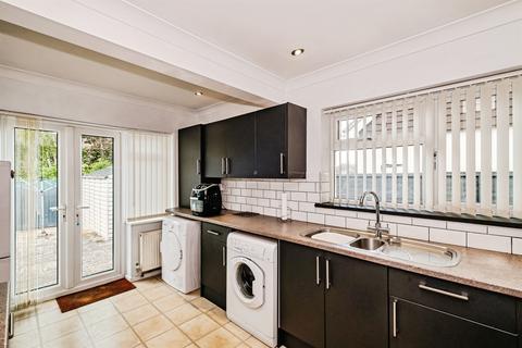 2 bedroom semi-detached bungalow for sale, Upper Boundstone Lane, Lancing