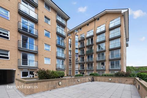 Bedfont Lane, Feltham