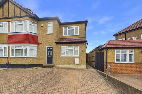Chudleigh Way, Ruislip HA4
