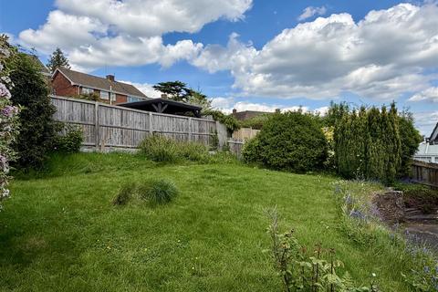 2 bedroom detached bungalow for sale, Pilley Road, Hereford