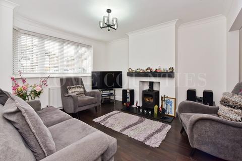 4 bedroom semi-detached house for sale, Mimms Hall Road, Potters Bar, EN6