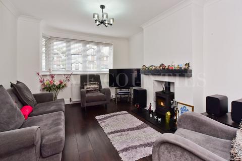 4 bedroom semi-detached house for sale, Mimms Hall Road, Potters Bar, EN6
