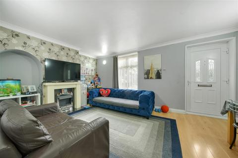 3 bedroom terraced house for sale, Cannington Road, Dagenham, RM9