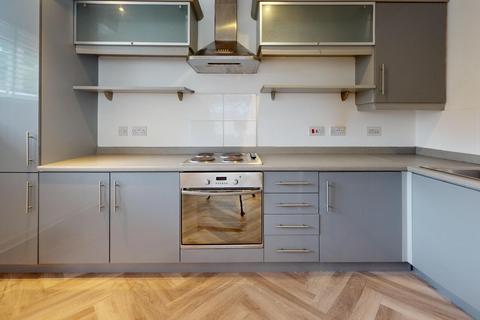 2 bedroom house to rent,  St Ann's Place, Leeds LS5