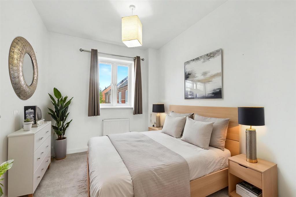 Kelham Drive, Nottingham - More