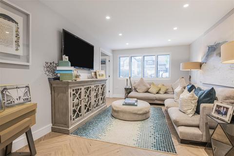 4 bedroom detached house for sale, Kitswell Way, Radlett