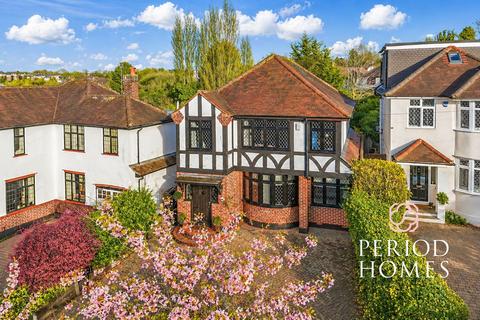 Honeypot Lane, Brentwood