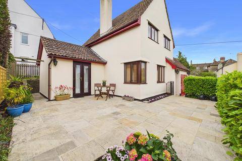 4 bedroom detached house for sale, Ladds Lane, Chippenham SN15