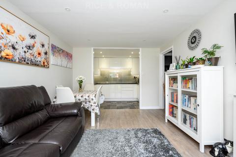 2 bedroom retirement property for sale, Addlestone KT15