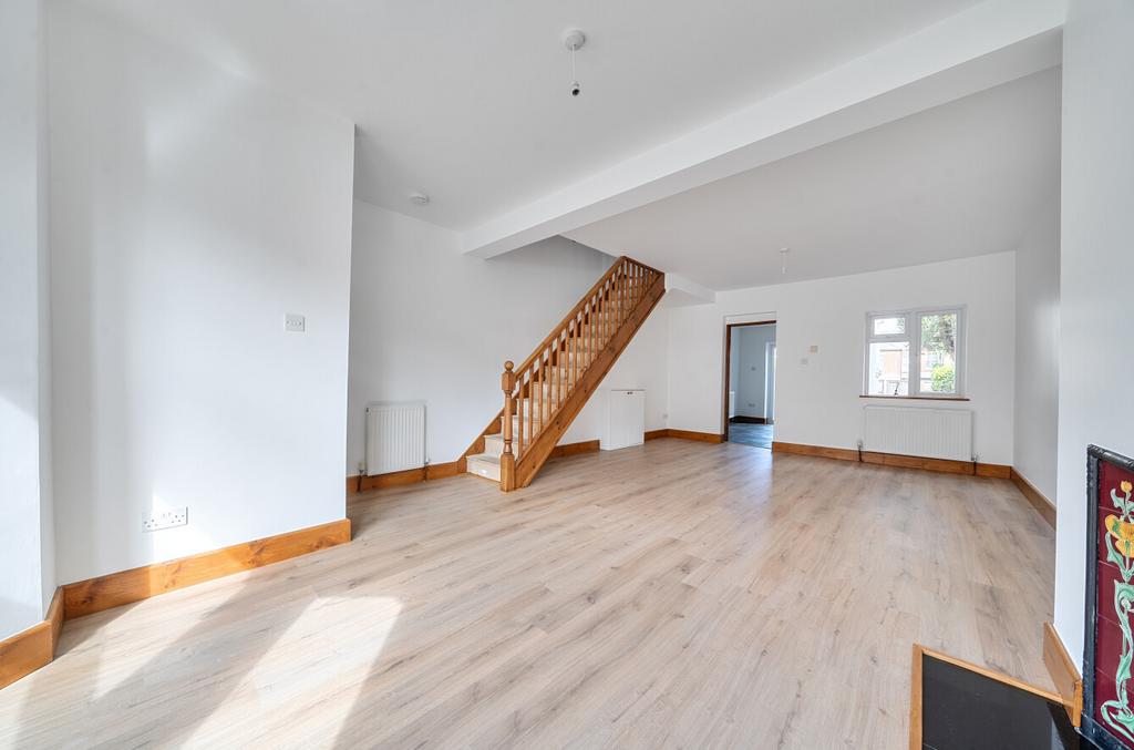 House in Southampton - View 4