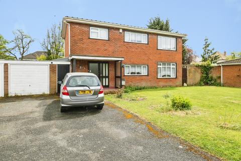 Chase House Gardens, Hornchurch, RM11