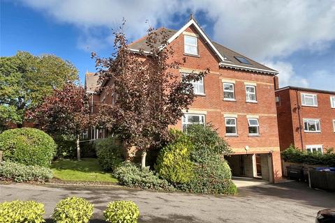 2 bedroom apartment for sale, Glenair Avenue, Poole, Dorset, BH14