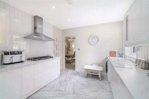 2 bedroom bungalow for sale, Cumbernauld Road, Stepps, Glasgow, North Lanarkshire, G33