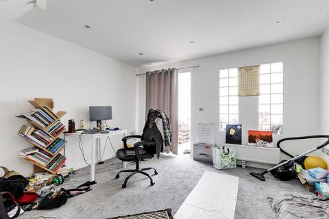2 bedroom semi-detached house for sale, Quorn Road, Nottingham NG5