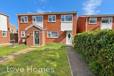 2 bedroom semi-detached house for sale, Pipit Close, Flitwick