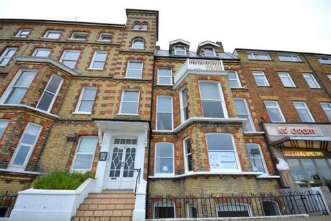 2 bedroom flat to rent, Spero Crt, Victoria Parade, Broadstairs, CT10 1QS