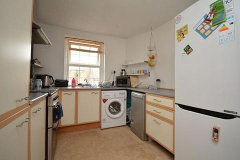 2 bedroom flat to rent, Spero Crt, Victoria Parade, Broadstairs, CT10 1QS