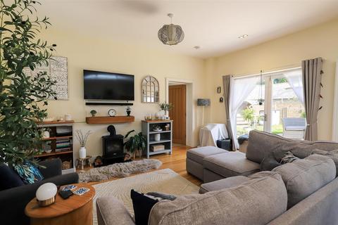 2 bedroom barn conversion for sale, Dummer