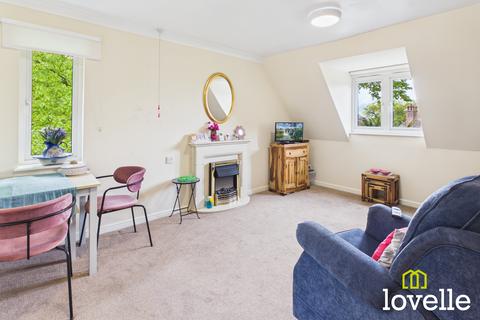 2 bedroom flat for sale, Shardeloes Court Newgate Street, Cottingham HU16