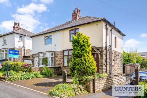 3 bedroom semi-detached house for sale, Rufford Drive, Yeadon, Leeds