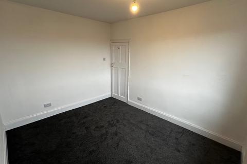 3 bedroom house to rent, Highthorn Road, Kilnhurst, MEXBOROUGH