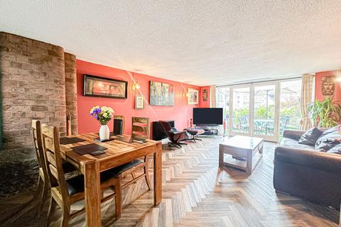 2 bedroom flat for sale, Waterloo Road, Waterloo Warehouse Waterloo Road, L3