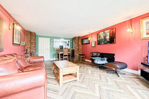 2 bedroom flat for sale, Waterloo Road, Waterloo Warehouse Waterloo Road, L3
