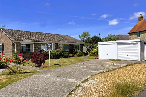 2 bedroom semi-detached bungalow for sale, Avondale Gardens, Gillingham